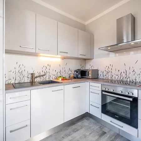 아파트호텔 Haus Ferienglueck Sauna Im Haus Sellin (Rugen)