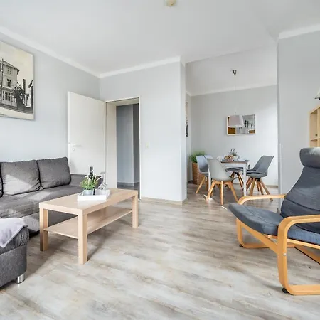 Haus Feriengluck Aparthotel Sellin (Rugen)