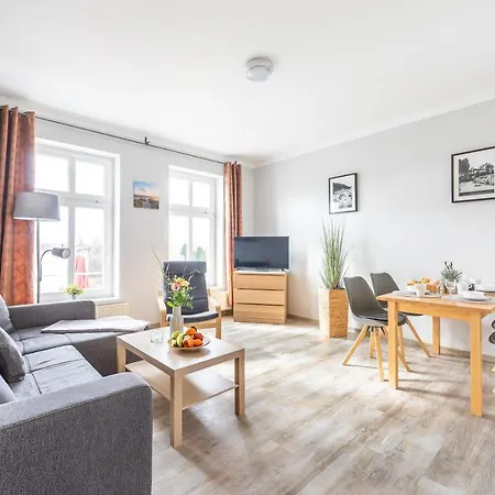 아파트호텔 Haus Ferienglueck Sauna Im Haus Sellin (Rugen)