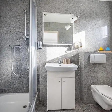 Haus Ferienglueck Sauna Im Haus Апарт-готель Sellin (Rugen)