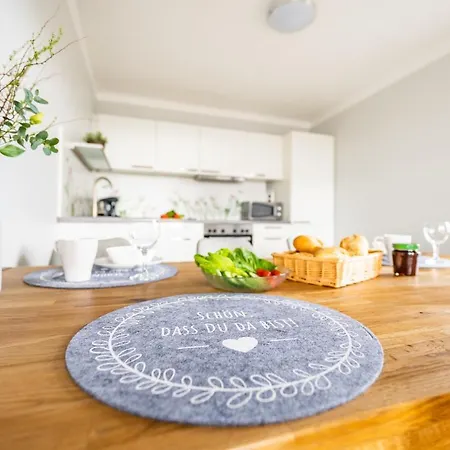 Апарт-готель Haus Ferienglueck Sauna Im Haus Sellin (Rugen)