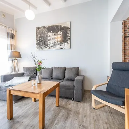 Апарт-готель Haus Ferienglueck Sauna Im Haus Sellin (Rugen)