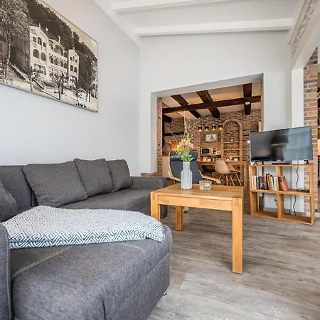 Haus Ferienglueck Sauna Im Haus Апарт-готель Sellin (Rugen)