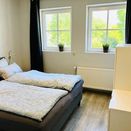 Haus Ferienglueck Sauna Im Haus Апарт-готель Sellin (Rugen)