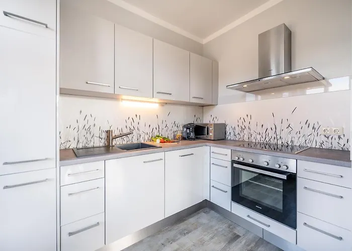 Hotel apartamentowy Haus Ferienglueck Sauna Im Haus Sellin (Rugen)