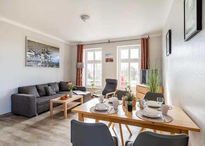 Hotel apartamentowy Haus Ferienglueck Sauna Im Haus Sellin (Rugen)