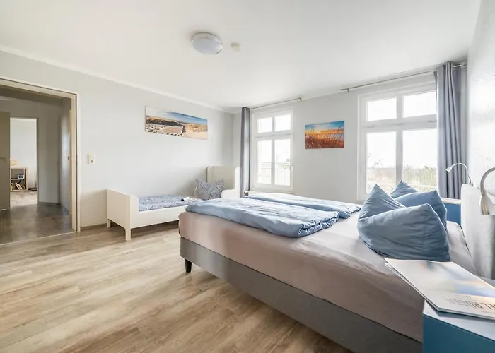 Hotel apartamentowy Haus Ferienglueck Sauna Im Haus Sellin (Rugen)